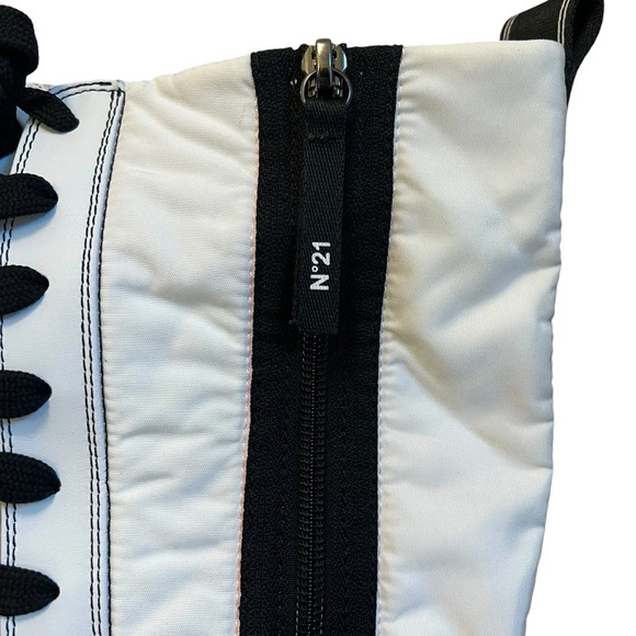 No. 21 Knee High Lace Up Sneaker Boots White Black 37 NWOB Unique Designer Rare - Picture 6 of 12